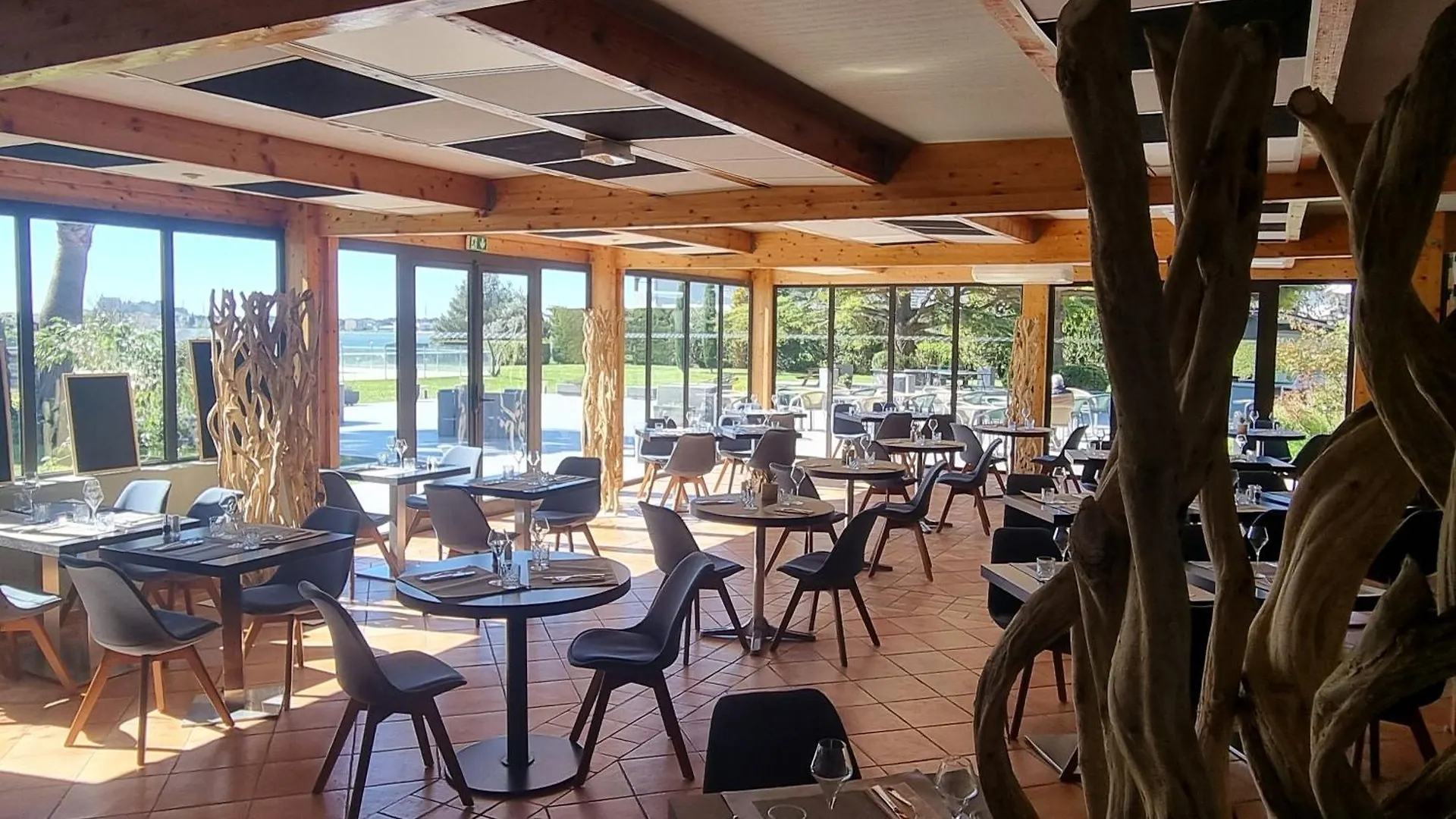 Ariane Hotel Fos Sur Mer