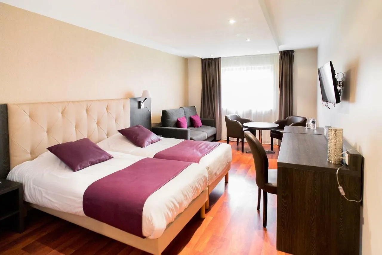 Ariane Hotel Fos Sur Mer France